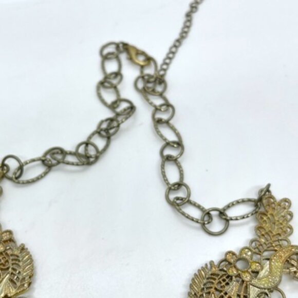 VINTAGE LACE CUT OUT BIB NECKLACE ANTIQUED LIGHT GOLD TONE CHAIN ORNATE FILIGREE - Picture 12 of 15